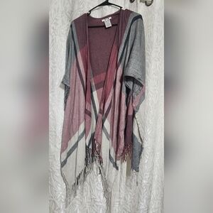 Three Dots Multicolor Plaid Poncho